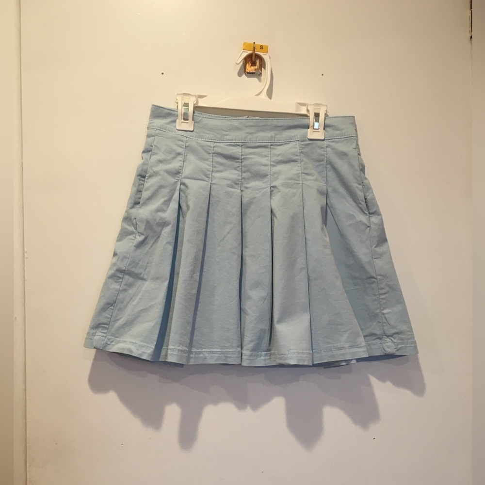 American Eagle light blue pleated skirt.
